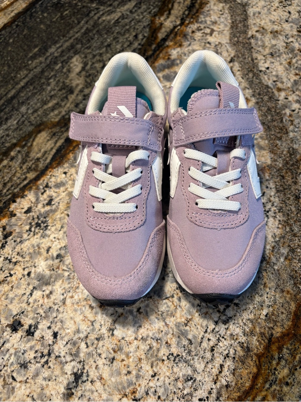 Converse Kids Lavender and White omega trainer easy on Velcro Sneakers
